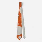 Cravate Emplacements orange éparpillés sur impression en c (Devant)