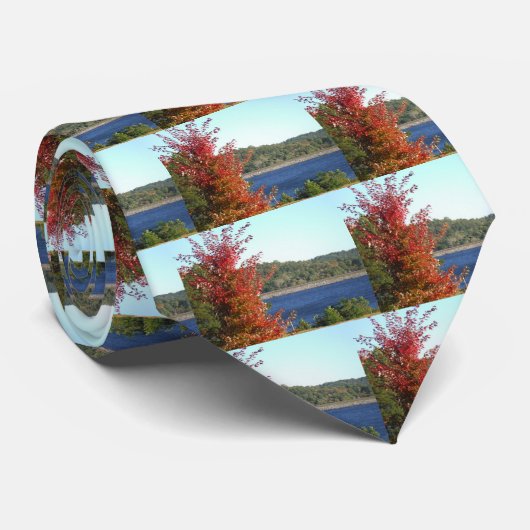Cravate Érable rouge d'automne, Blue Mountain Lake Arrowhe (Roulé)