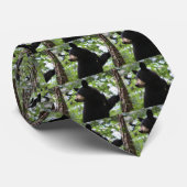 Cravate Escalade mignonne de CUB d'ours noir sur l'arbre (Roulé)