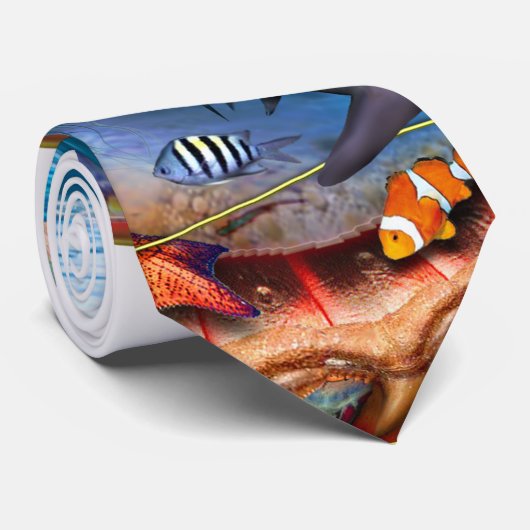 Cravate est de passage (Roulé)