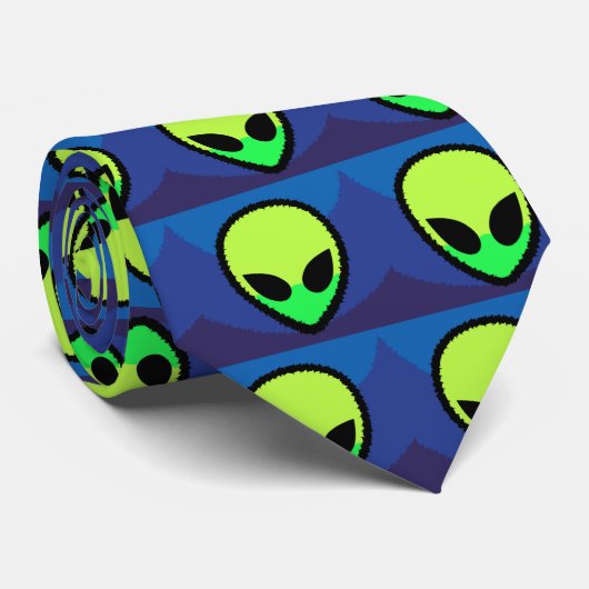 cravate étrangère (Roulé)