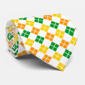 Cravate faite sur commande à motifs de losanges (Roulé)