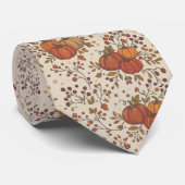 Cravate Feuillage d'automne rustique et citrouilles (Roulé)