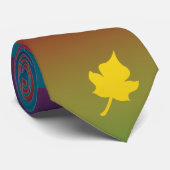 Cravate Feuille d'or avec arc en ciel - (Roulé)