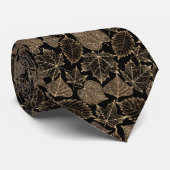 Cravate Feuilles d'or sur Arrière - plan noir Élégant (Roulé)