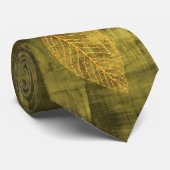 Cravate Feuilles d'or sur l'apparence de Satin vert olive (Roulé)