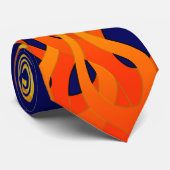 Cravate Flammes de emballage vibrantes sur le bleu marine (Roulé)