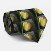 Cravate Fleur jaune de tulipe (Roulé)