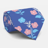 Cravate Fleurs de drapeau bleu et rose subtil (Roulé)