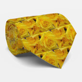 Cravate fleurs de rose jaune (Roulé)