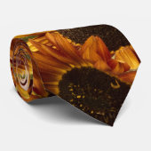 Cravate Fleurs De Soleil Orange Dans Panier En Tin (Roulé)