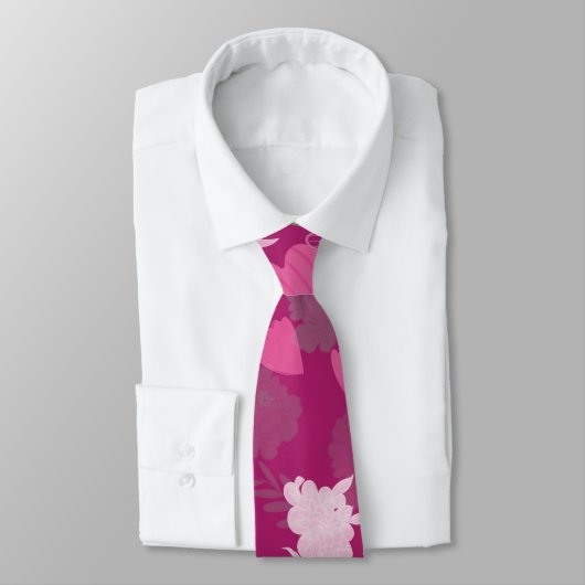 Cravate fleurs roses (Attaché)