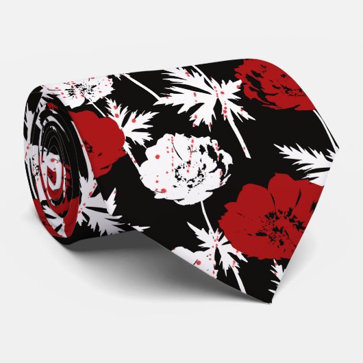 Cravate Fleurs rouges, blanches sur le noir. (Roulé)