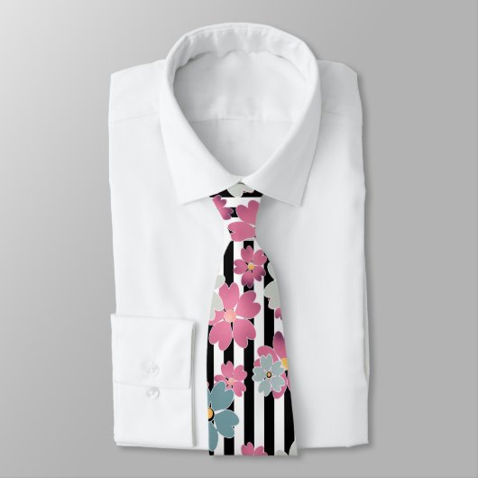 Cravate Floral (Attaché)