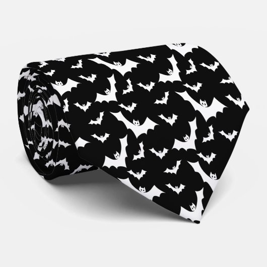 Cravate Flying Gothic Vampire Bats Pattern (Roulé)