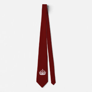 Cravate Gardez la couronne calme sur le rouge Bourgogne