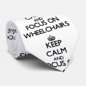 Cravate Gardez le calme et le foyer sur des fauteuils (Roulé)