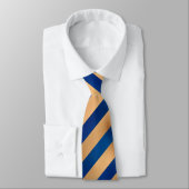 Cravate Gold et Royal Blue Stripes sur Angle (Attaché)