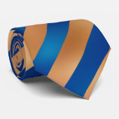 Cravate Gold et Royal Blue Stripes sur Angle (Roulé)