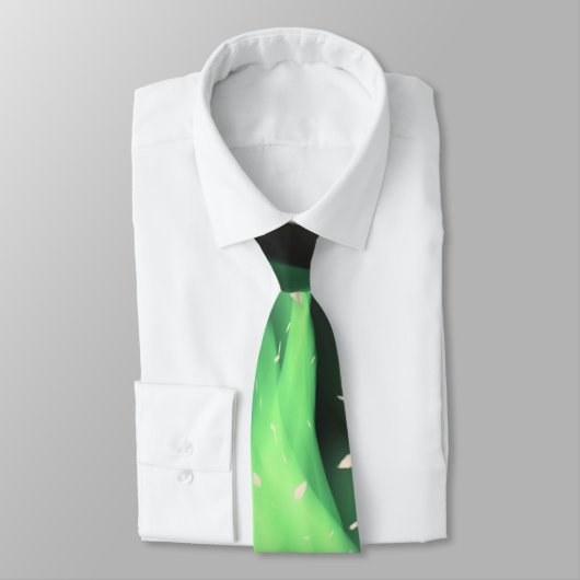 Cravate Green flame (homonymie) (Attaché)