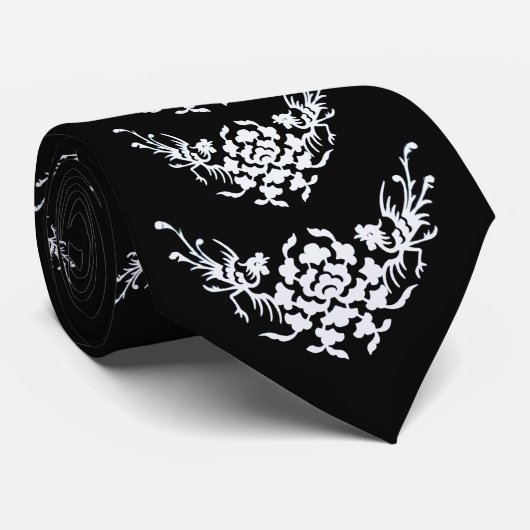 CRAVATE GRIFFINS ET FLEURS BLANCS EN NOIR (Roulé)