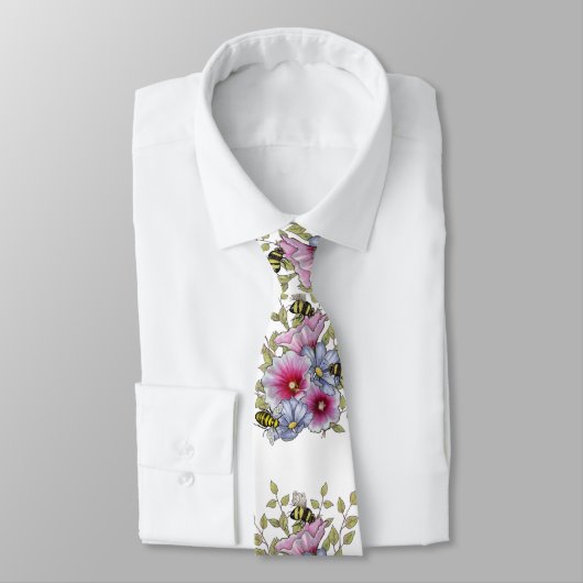 Cravate Hollyhocks and Blue Flowers with Bumble BEES (Attaché)