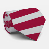Cravate horizontale cramoisie et grise de rayure (Roulé)