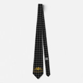 Cravate Houndstooth Gold Emblem Chain Trim Black Grey (Devant)