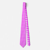 Cravate Houndstooth rose chaud sur Motif blanc (Devant)