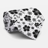 Cravate Impression florale noire et blanche (Roulé)