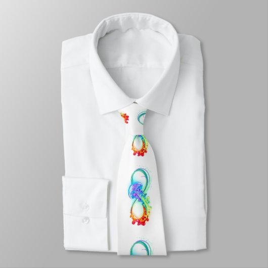 Cravate Infinité avec la méduse arc-en-ciel (Attaché)