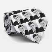 Cravate Jack noir et blanc JFK John F. Kennedy (Roulé)