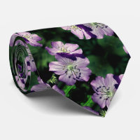 Joli Motif de paire de fleurs de géranium violet