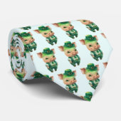 Cravate Joli porc irlandais vert en vêtements fantaisistes (Roulé)