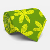 Cravate Jolie fleur - Jaune sur vert Avocado (Roulé)