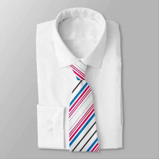 Cravate Jolies rayures bleues blanches (Attaché)