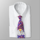 Cravate Joyeux Gnome En Casquette Violet Chante Une Chanso (Attaché)