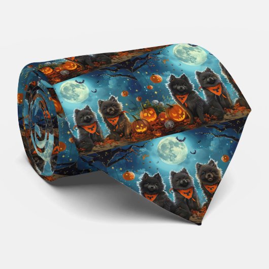 Cravate Keeshond Halloween Éffrayant (Roulé)
