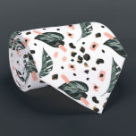 Cravate La végétation tropicale de la jungle| Monogramme d<br><div class="desc">Design monogrammé tendance. Classique et à la mode, cette cravate fait l'accessoire parfait. Ajoutez votre libellé personnalisé à cette conception en utilisant les zones "Modifier ce modèle de conception" situées à droite de l'élément, ou cliquez sur le bouton bleu "Customiser" pour arranger le texte, modifier les polices et les couleurs...</div>