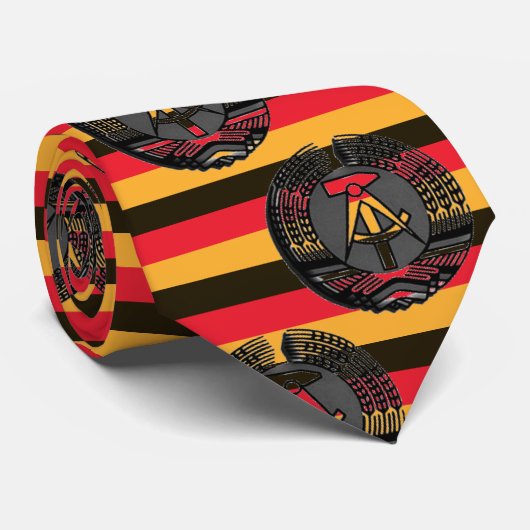Cravate L'Allemagne de l'Est RDA (Roulé)