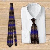 Cravate L'art floral pétillant dans le ciel clair de la nu