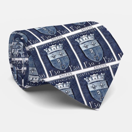 Cravate Le manteau des bras, irrite la France (Roulé)
