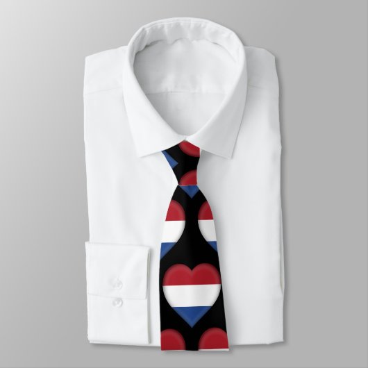 Cravate Le Pays-Bas Drapeau couleurs Motif de coeur Cravat (Attaché)