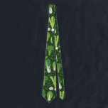 Cravate Légumes du jardin verdoyant | Légumes sains<br><div class="desc">DEVENEZ ÉCOLO ! Vert feuilles ! Cravate Motif de légumes amusants. Fait un grand cadeau de Fête des pères pour les jardiniers,  nutritionnistes,  chefs,  végétariens et les papas soucieux de la santé. Le design comprend le brocoli,  le bouc-choy,  les pois et d'autres légumes feuillus.</div>