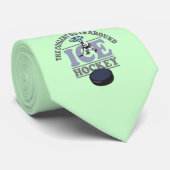 Cravate Les gars les plus cool autour de jouer le hockey s (Roulé)