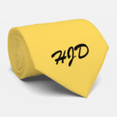 Cravate Lettre moutarde traditionnelle (Roulé)