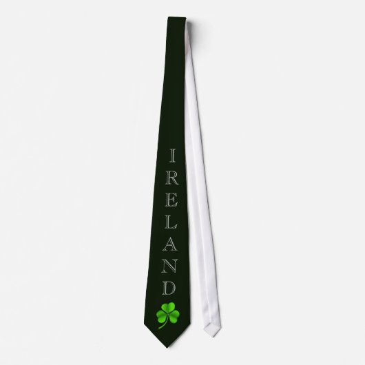 Cravate Lettres irlandaises et shamrock sur vert foncé ntt (Devant)