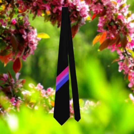 Cravate Lien diagonal de fierté bisexuelle : Audacieux et