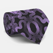 Cravate Lignes violettes psychédéliques sur fond noir (Roulé)