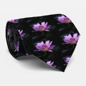 Cravate Lotus violet Nénuphar et libellule (Roulé)